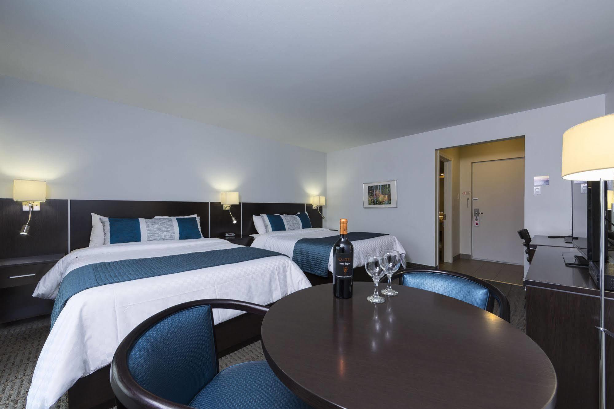 Hotel-Motel Castel De La Mer ラ・マルベー エクステリア 写真